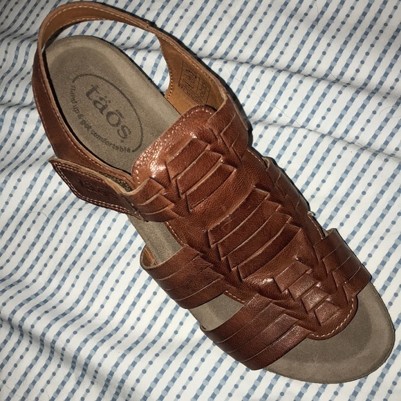 Täōs wedge sandals. style:tradition color:cognac - Picture 4 of 5